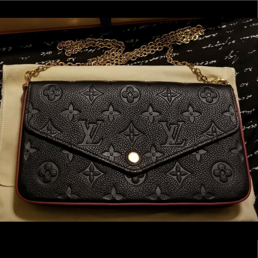 Authentic EUC Louis Vuitton Pouchette Felicie